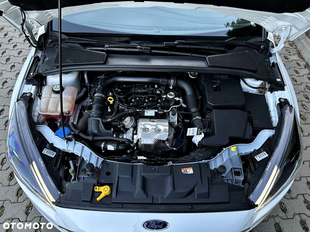 Ford Focus 1.0 EcoBoost Start-Stopp-System TITANIUM STYLE - 19