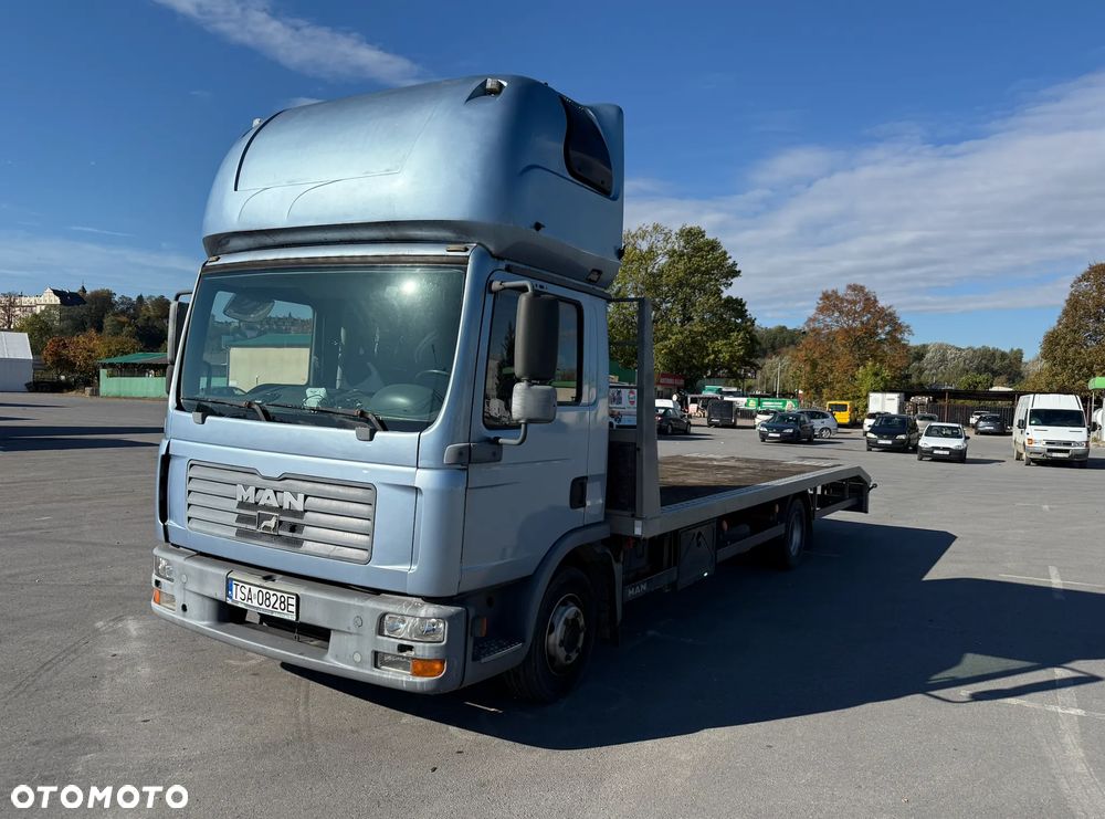 MAN TGL 12.210 4X2 BL - 4