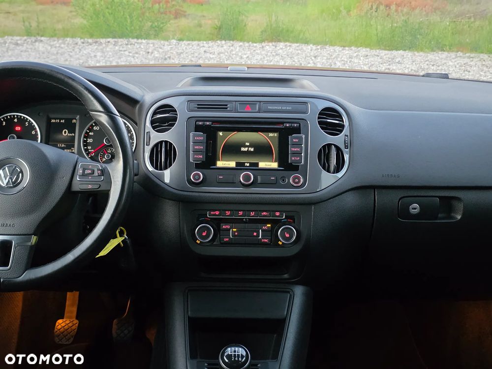 Volkswagen Tiguan 1.4 TSI Perfectline - 23