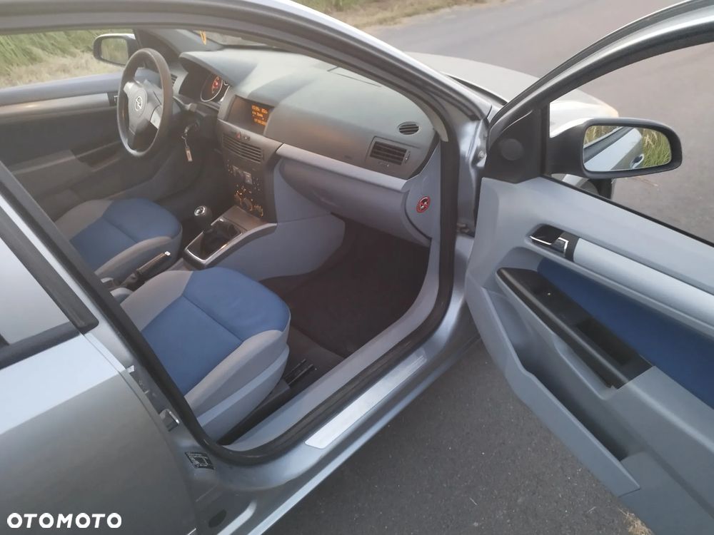 Opel Astra 1.6 Edition - 15