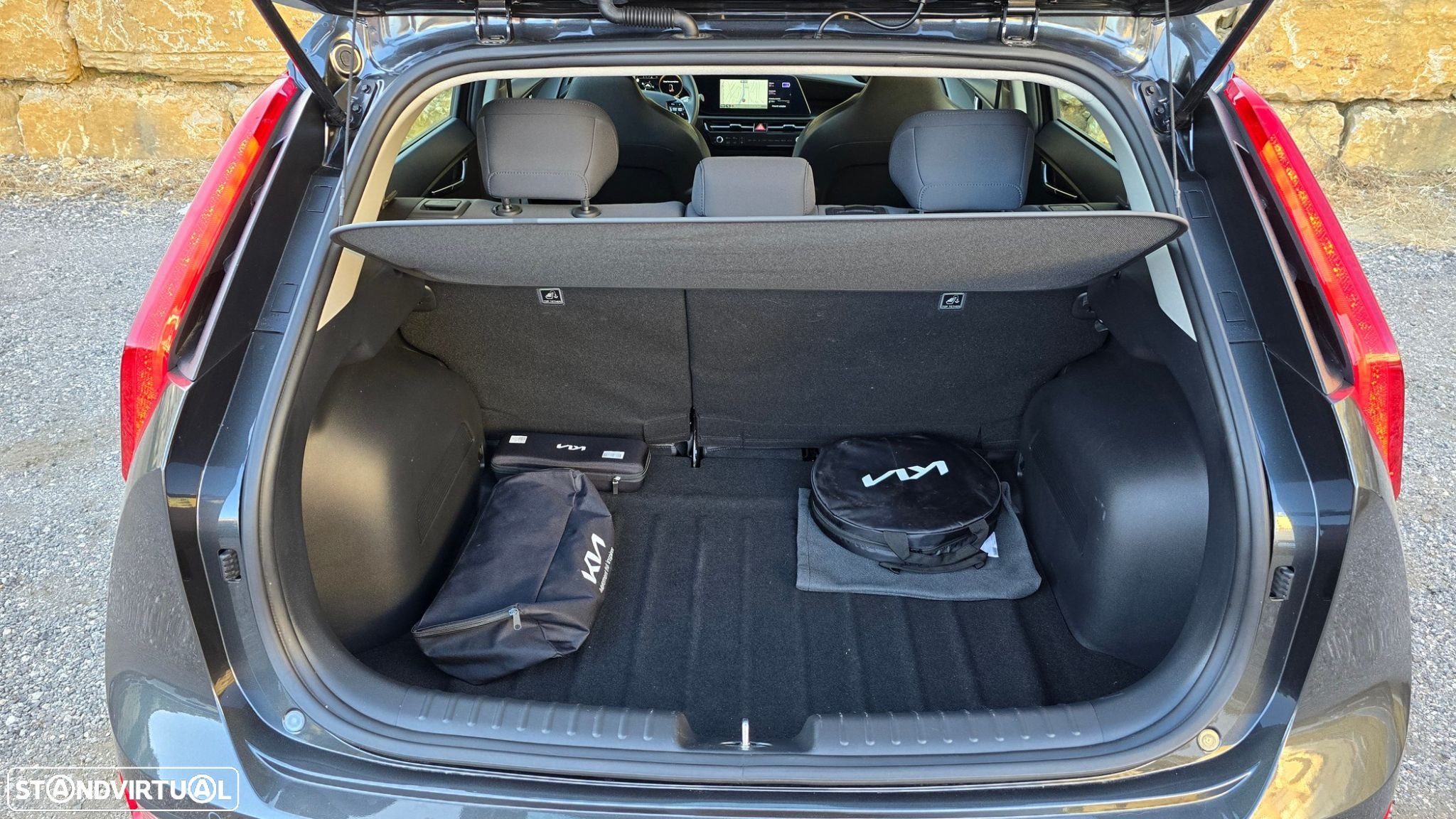 Kia Niro - 53