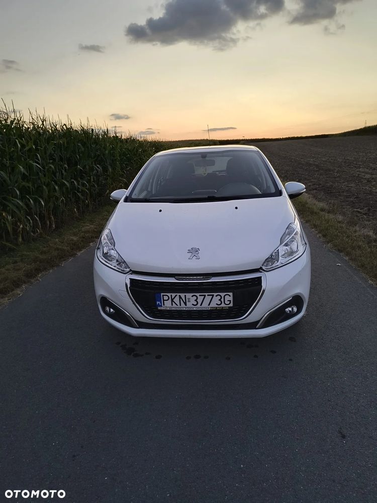 Peugeot 208 - 2