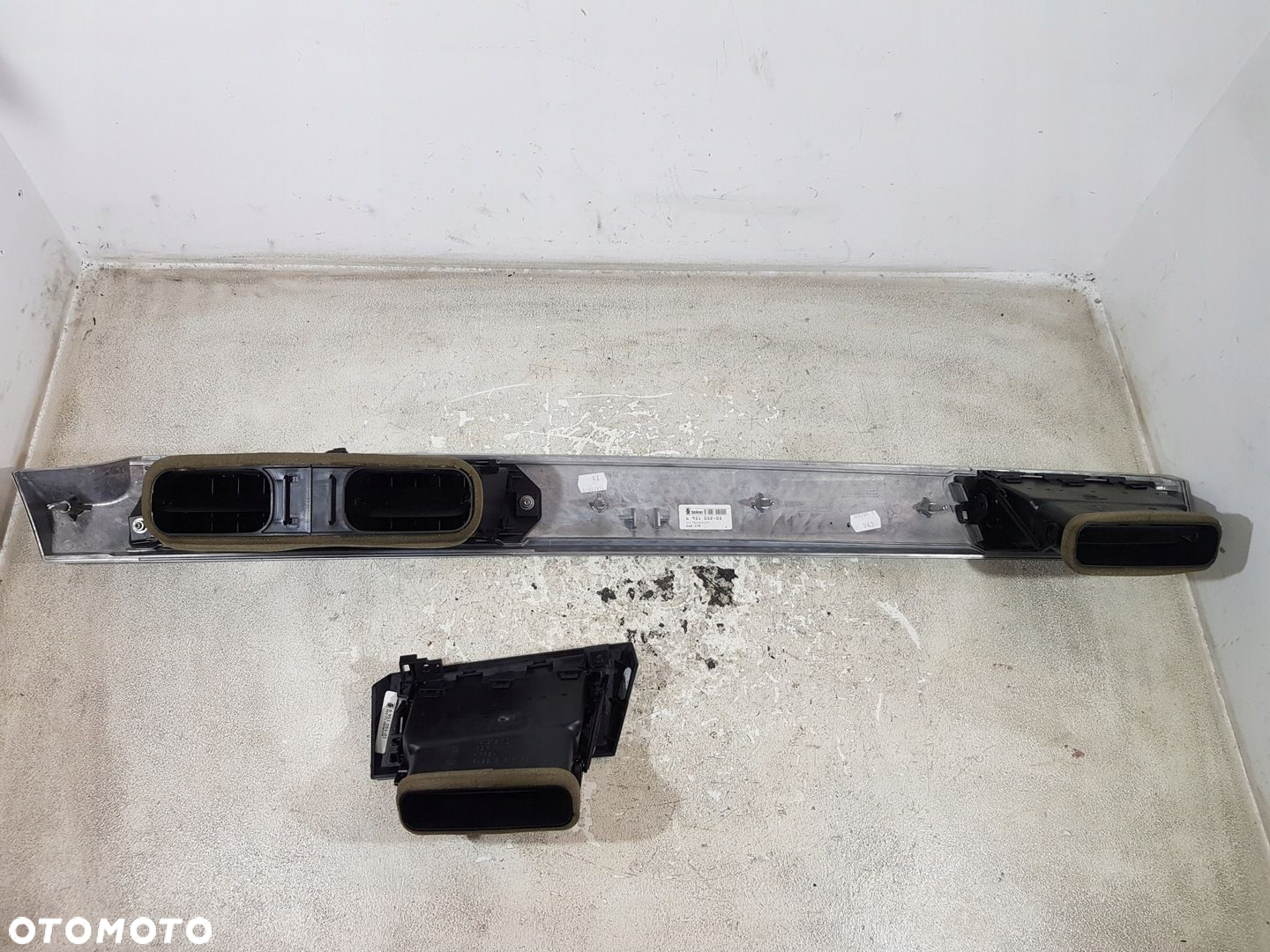 LISTWA DEKOR DESKI ROZDZIELCZEJ 6951052 BMW E60 E61 LCI EUR - 5