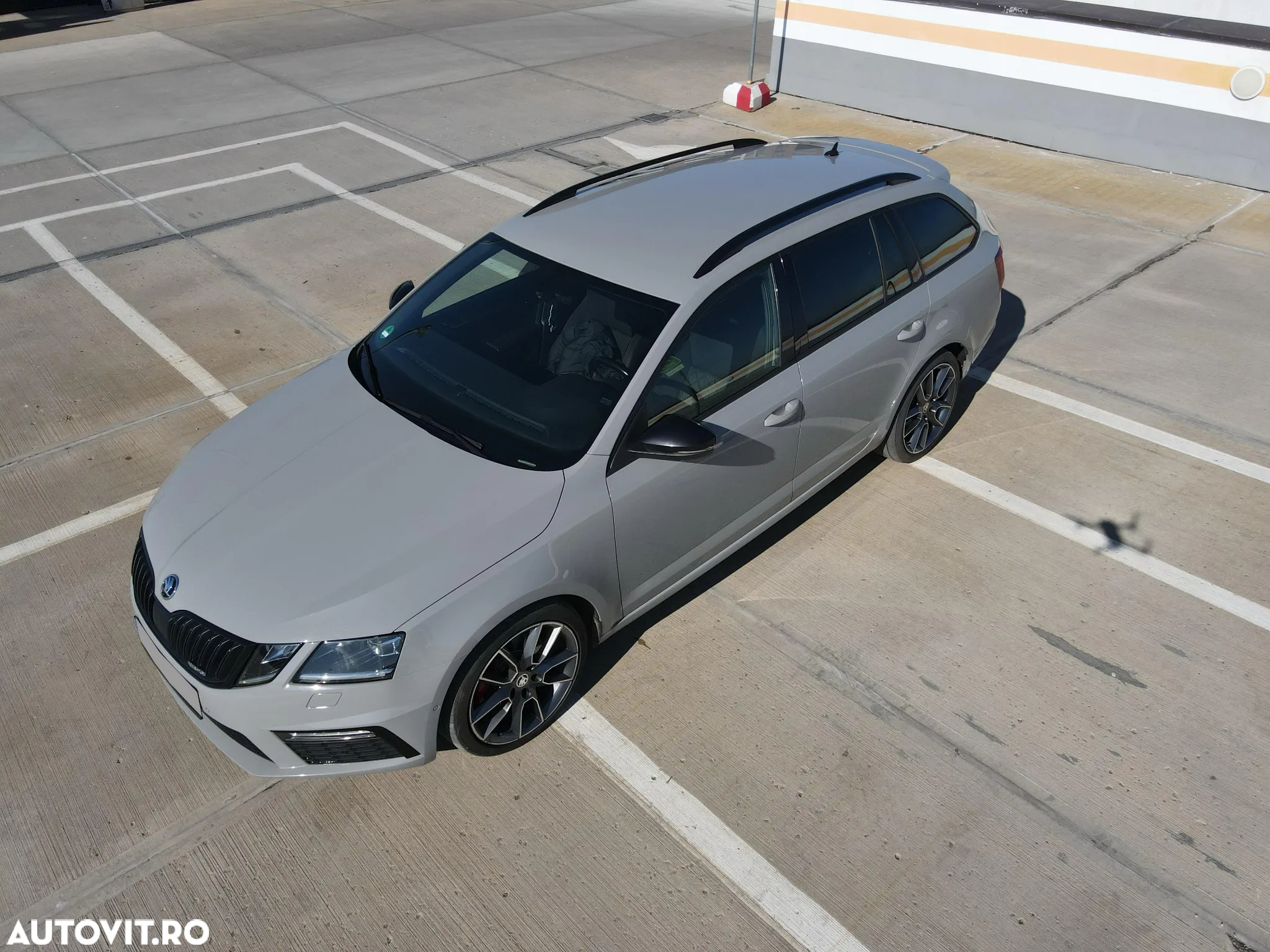Skoda Octavia Combi 2.0 TDI 4x4 DSG RS - 17
