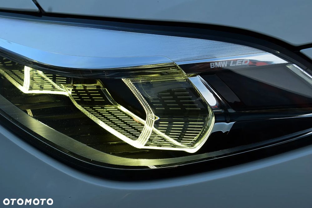 BMW Seria 1 118i - 20