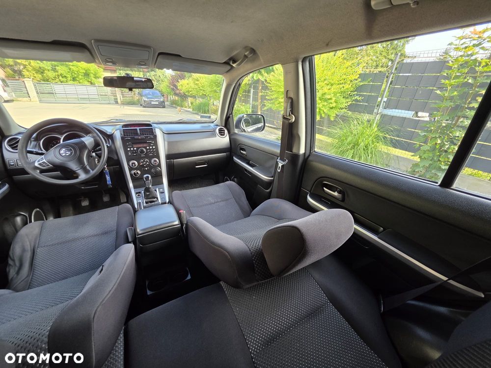 Suzuki Grand Vitara 1.9 DDiS - 11