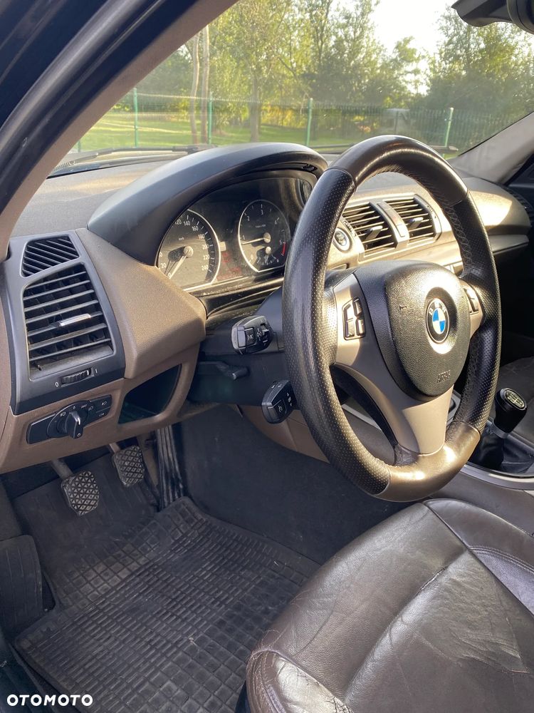 BMW Seria 1 118d - 21