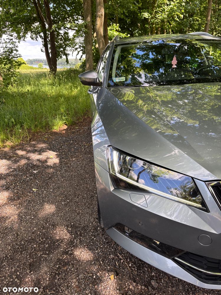 Skoda Superb 2.0 TDI SCR 4x4 L&K DSG - 5
