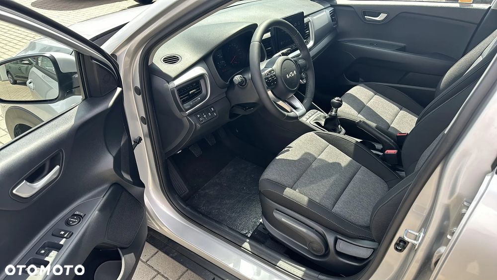 Kia Stonic 1.2 M - 10