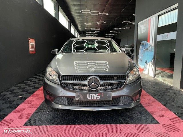 Mercedes-Benz A 160 d Urban - 2
