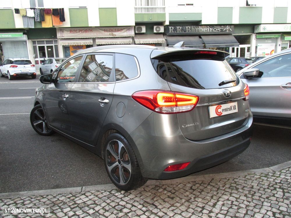 Kia Carens 1.7 CRDi ISG TX - 4