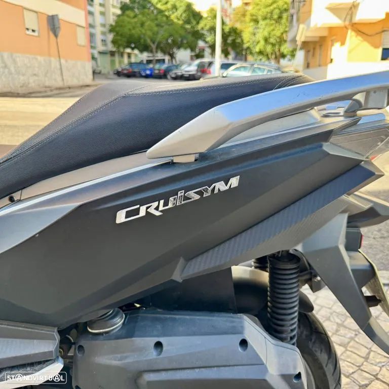 Sym Cruisym 300 - 2
