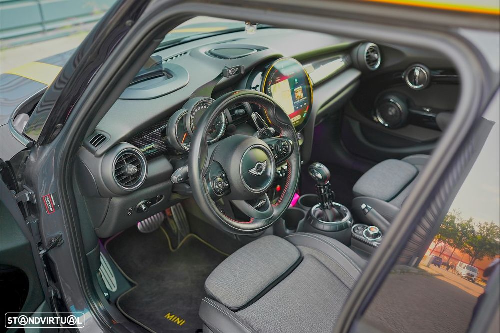 MINI 5 Portas Cooper S Aut. - 3