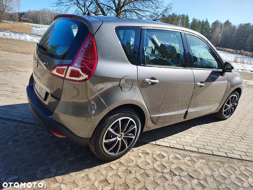 Renault Scenic 2.0 16V Privilege X-Tronic CVT - 5
