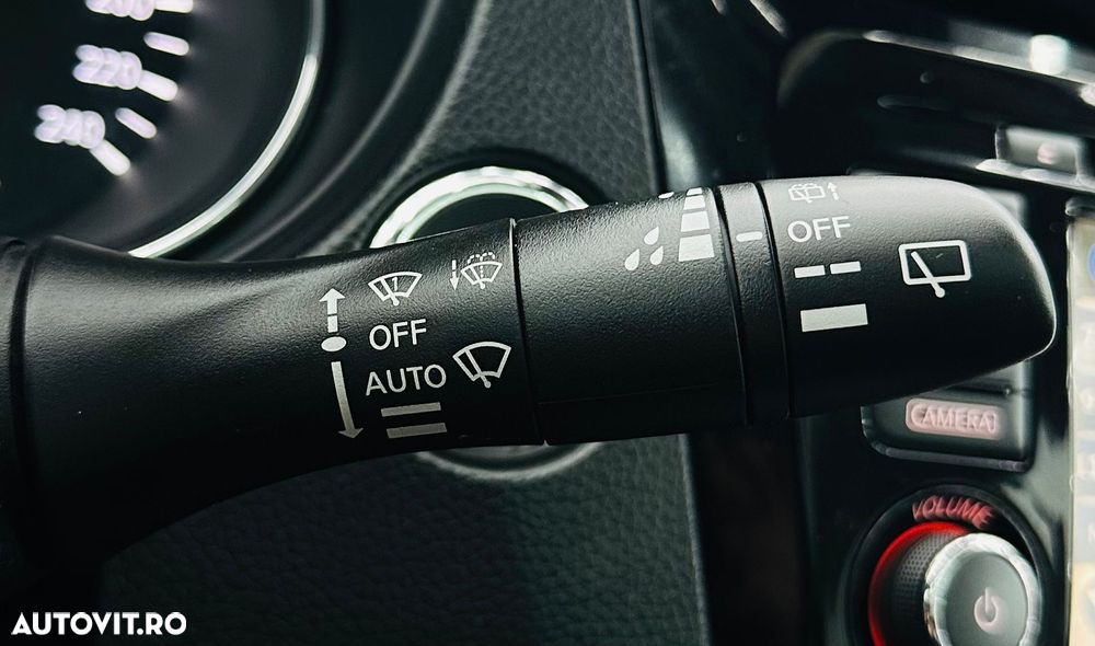 Nissan Qashqai 1.2 DIG-T TEKNA+ - 29