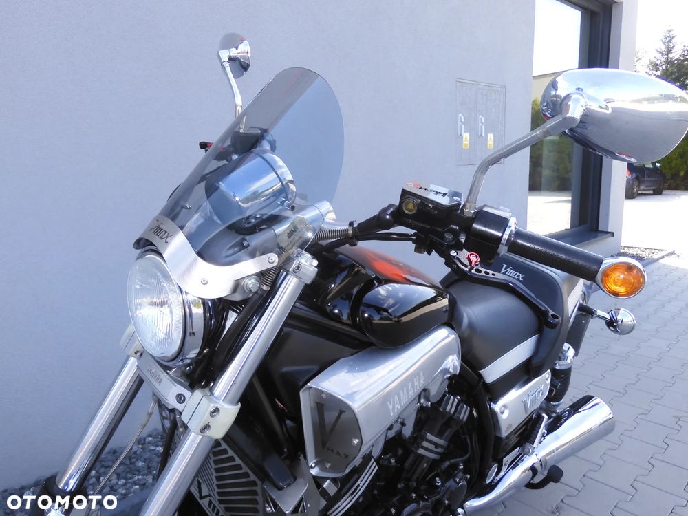 Yamaha V-MAX - 39