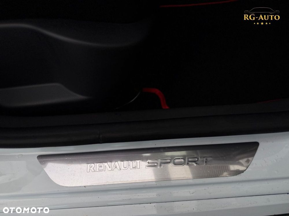 Renault Clio - 28