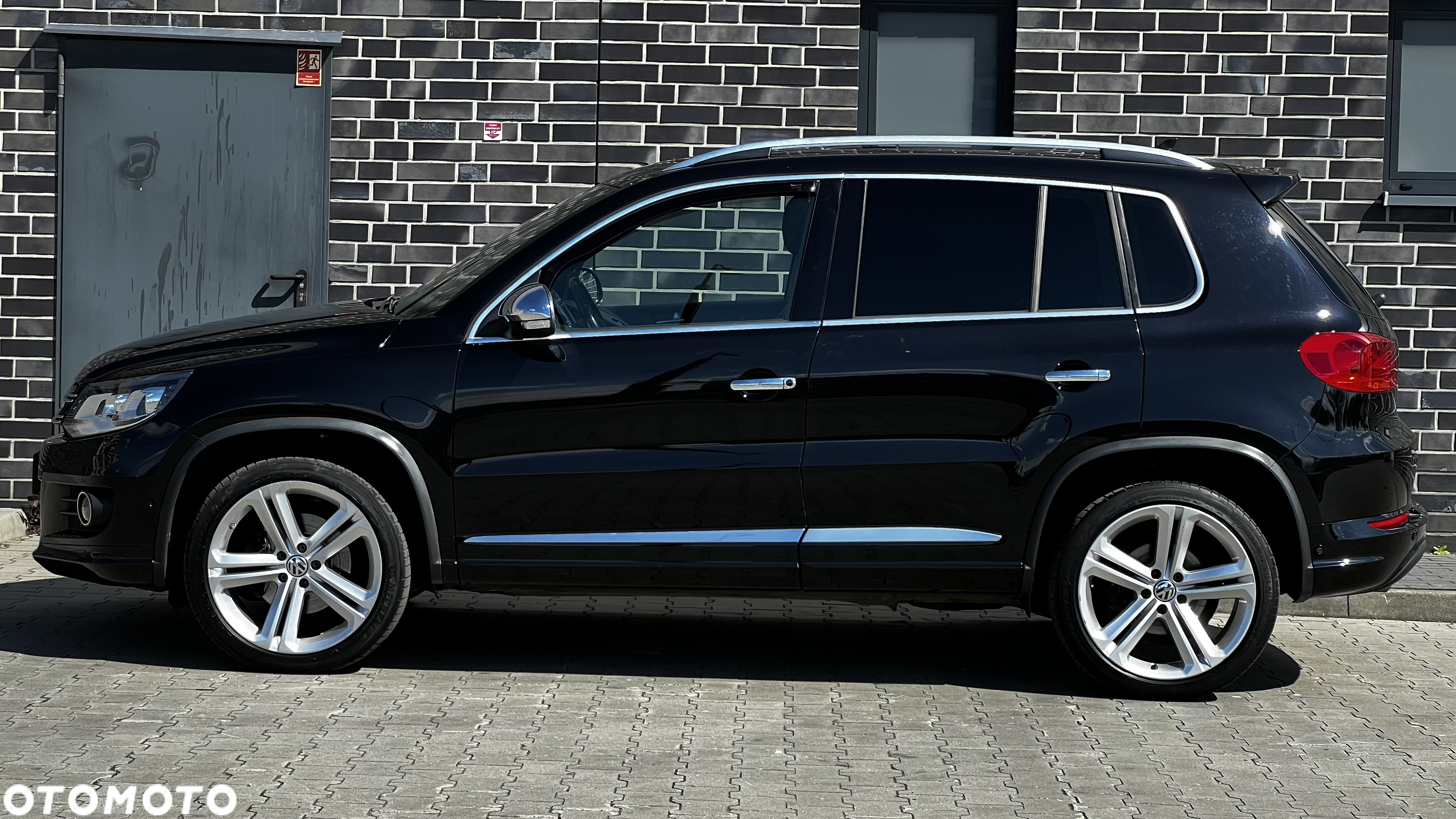 Volkswagen Tiguan 2.0 TDI 4Mot R-Style DSG - 14
