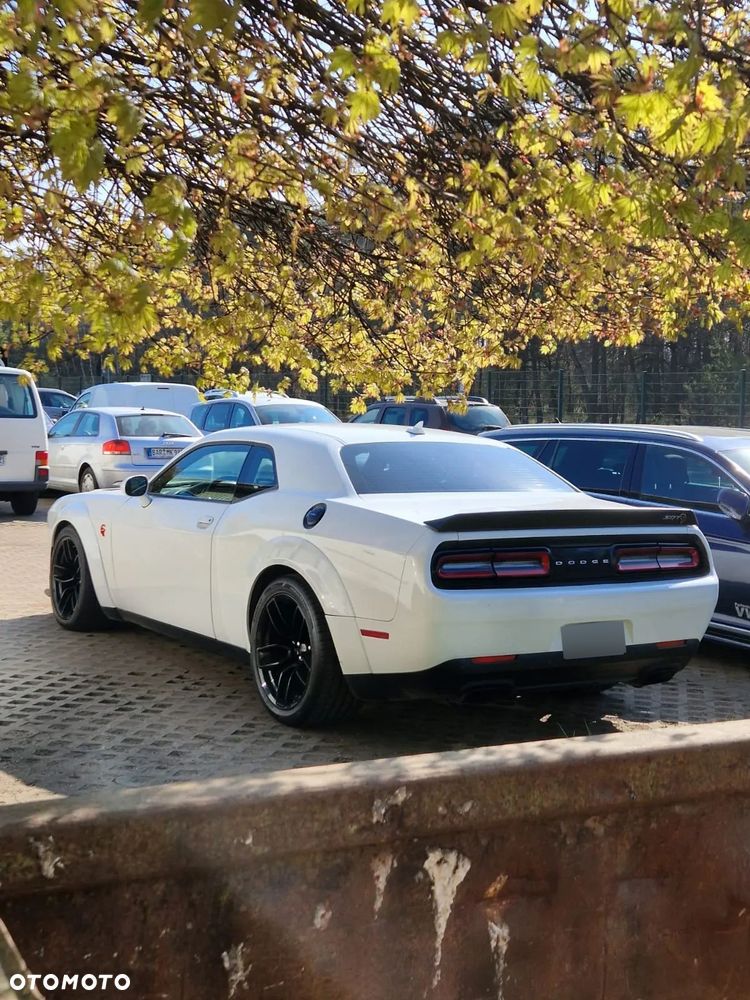 Dodge Challenger 6.2 Hellcat Widebody - 16