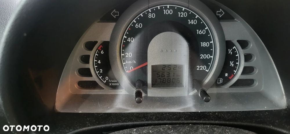 Volkswagen Fox 1.2 - 9