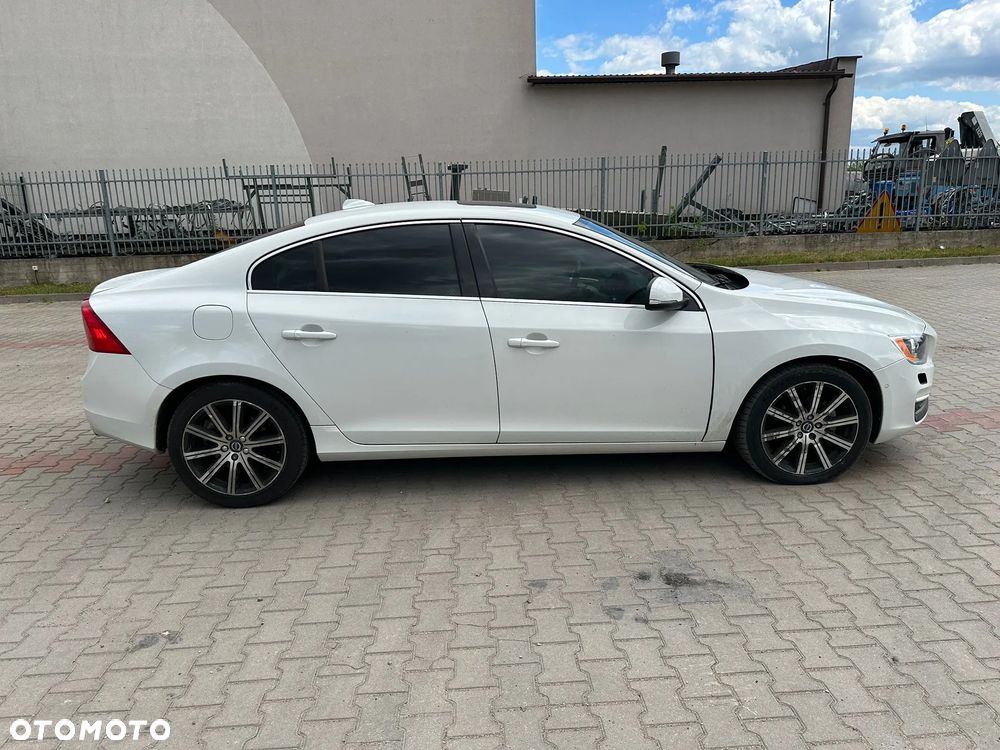 Volvo S60 - 14