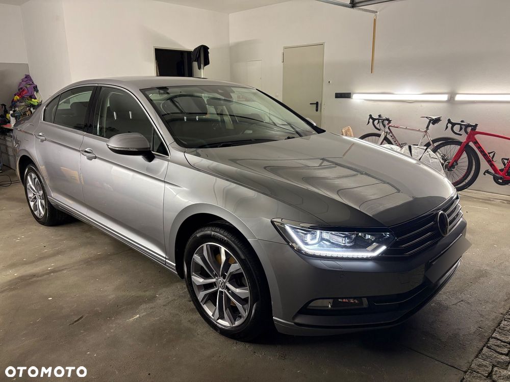 Volkswagen Passat 1.4 TSI BMT ACT Comfortline - 1