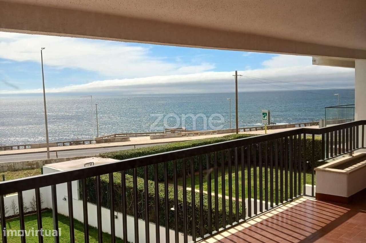 Moradia T2+1 Exclusiva em frente à Praia – Parede - Grande imagem: 2/23