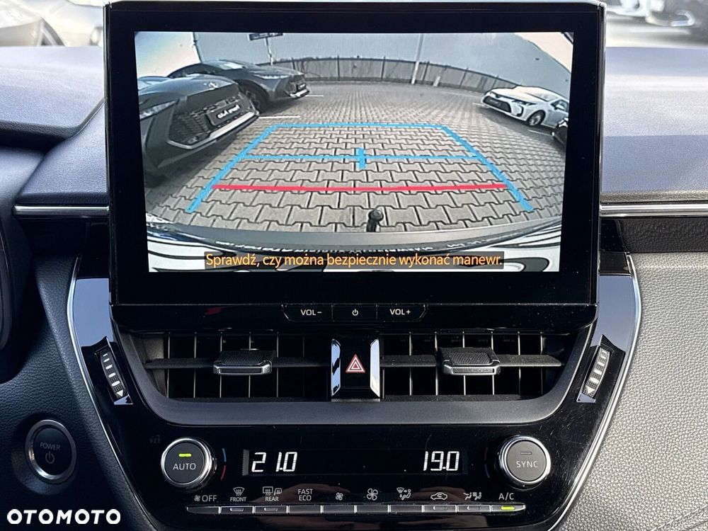 Toyota Corolla 2.0 Hybrid Comfort - 16