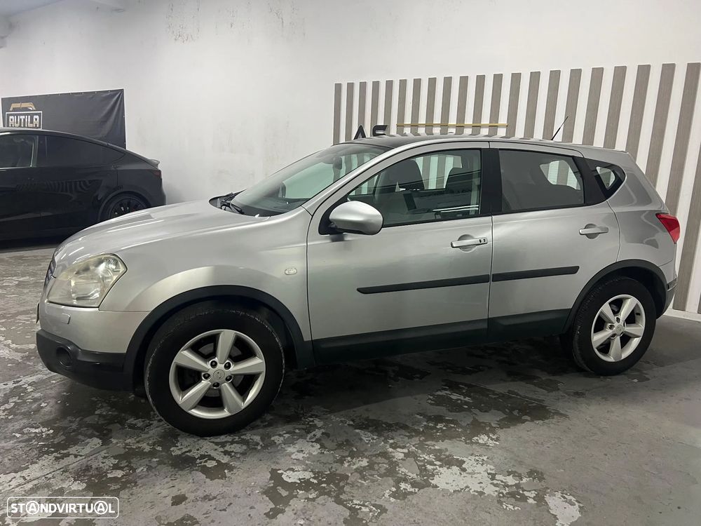 Nissan Qashqai 2.0 dCi Acenta AT FPD - 9