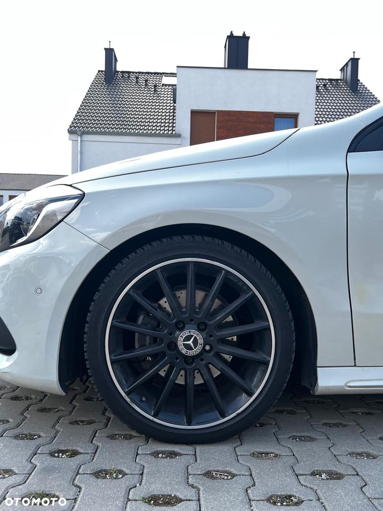 Mercedes-Benz Klasa A 200 d 4-Matic - 9