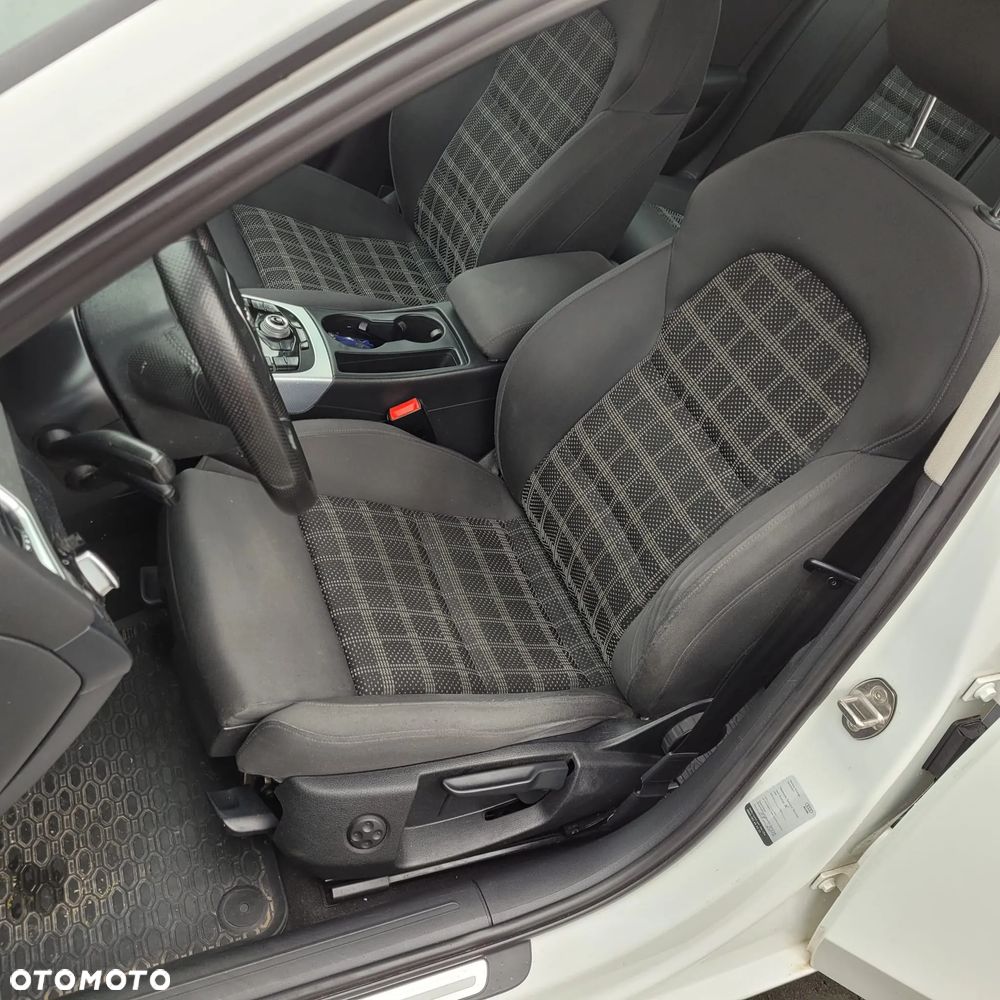 Audi A4 Limousine 2.0 TDI - 18