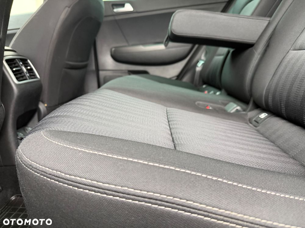 Kia Sportage 1.6 T-GDI Black Edition 2WD DCT - 16