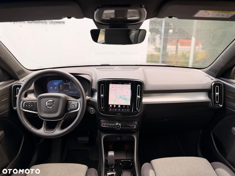 Volvo XC 40 - 31