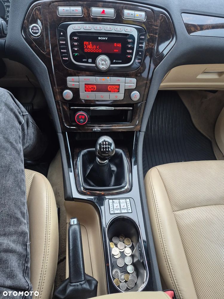 Ford Mondeo 2.2 TDCi Ghia - 21