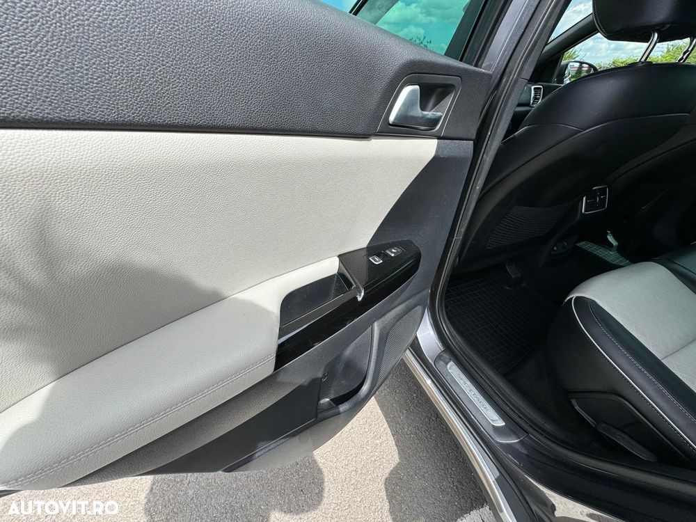 Kia Sportage 1.6 T-GDI 7DCT 4x4 GT Line - 10