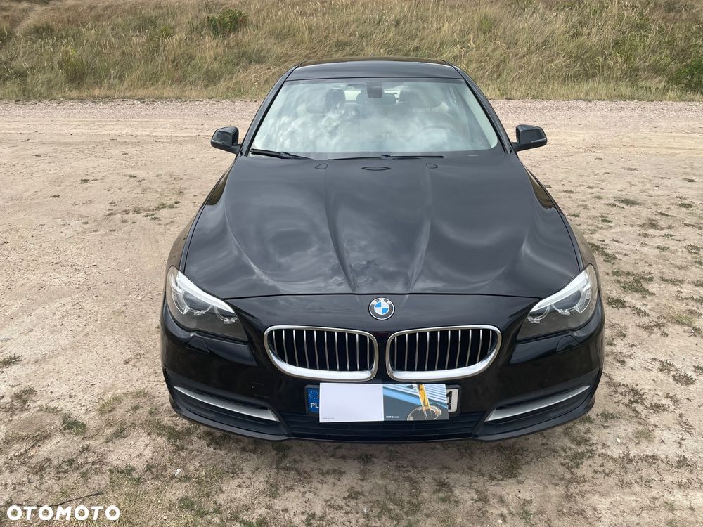 BMW Seria 5 520d xDrive - 12