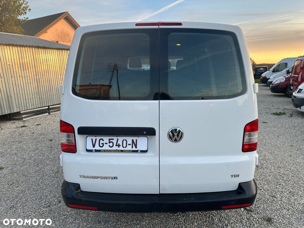 Volkswagen Transporter - 5