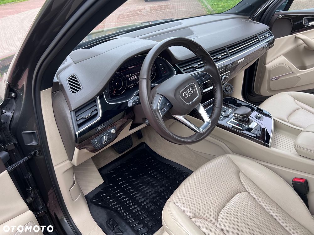 Audi Q7 3.0 TFSI Quattro Tiptronic - 13