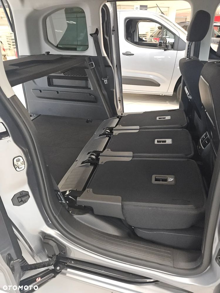 Toyota Proace City Verso 1.5 D-4D Family - 19