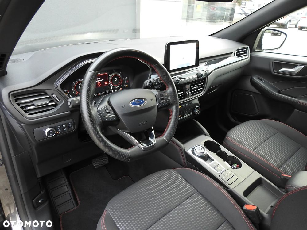 Ford Kuga 1.5 EcoBlue ST-LINE - 27
