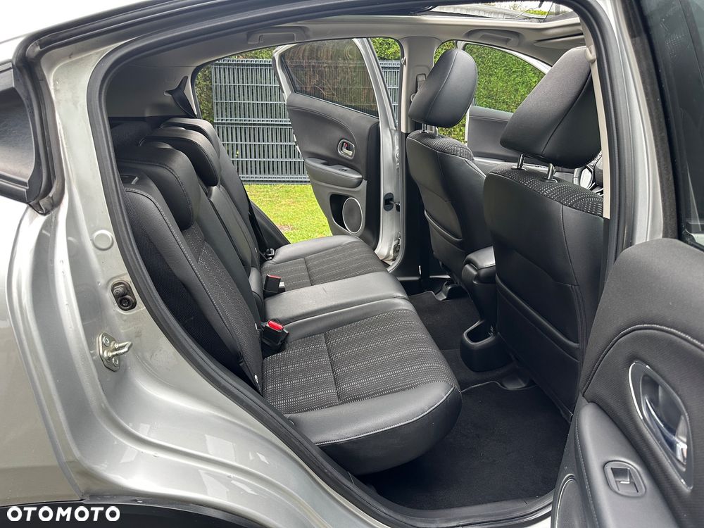 Honda HR-V 1.5 i-VTEC Executive - 24