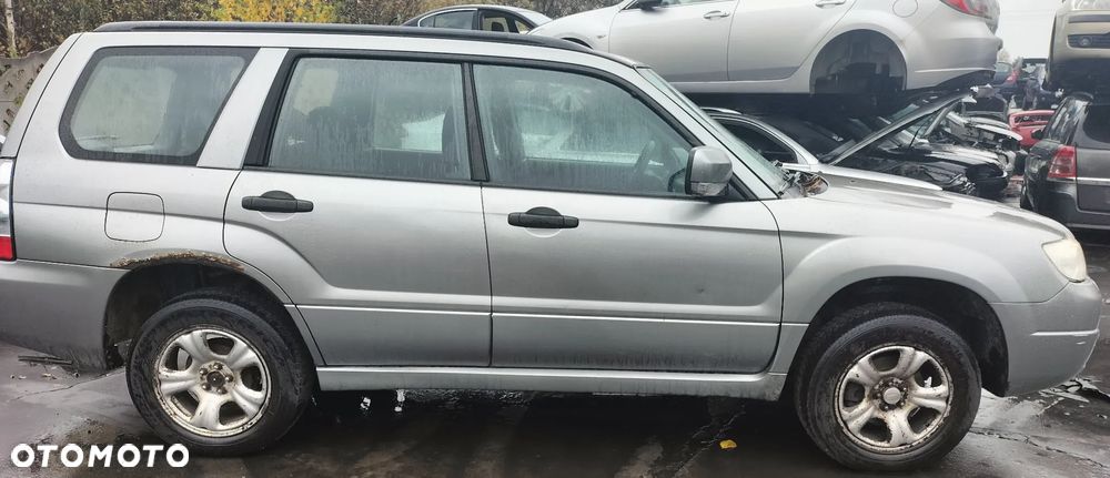 DRZWI PRZÓD LEWY PRAWY BŁOTNIK LUSTERKO LAMPA SZYBA PANEL KOD 45A SUBARU FORESTER II LIFT SG 2,0 AWD - 5