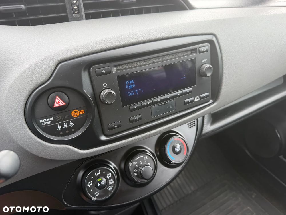 Toyota Yaris 1.0 Life - 18
