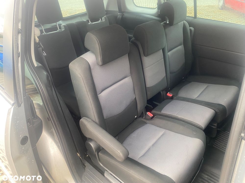 Mazda 5 2.0 Active - 12