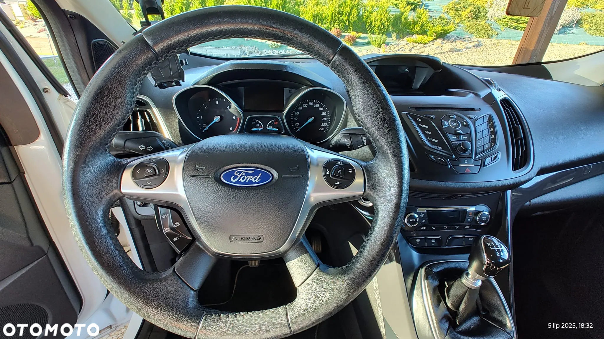 Ford Kuga 2.0 TDCi 4WD Trend - 26