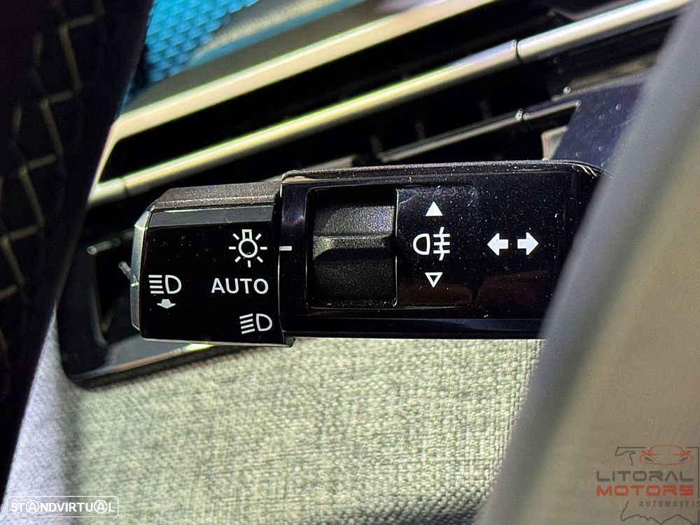 Peugeot 5008 Hybrid 145 e-DSC6 GT - 24