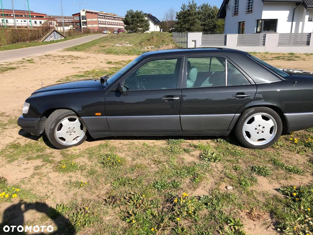 Mercedes-Benz W124 (1984-1993) - 10