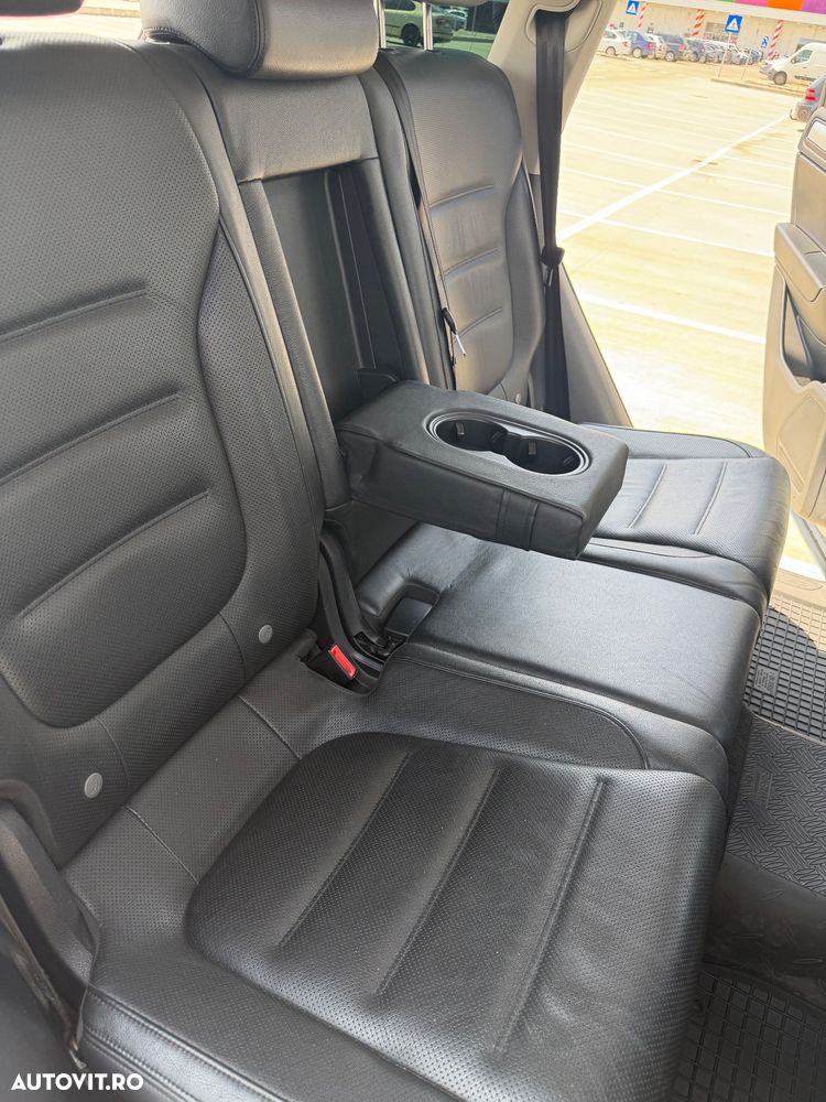 Volkswagen Touareg 3.0 V6 TDI BMT - 16