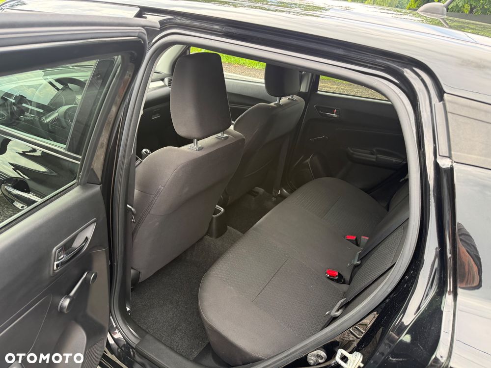 Suzuki Swift 1.2 Premium - 17