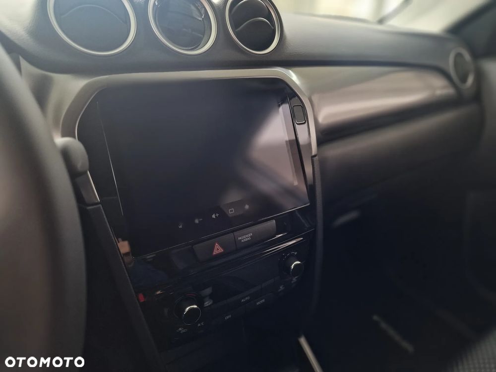 Suzuki Vitara 1.4 Boosterjet mHEV Premium Plus 4WD - 10